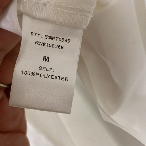 Leche Women's Long Sleeve Crop Top - Picture 6 of 10